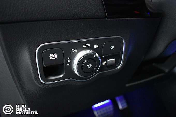 MERCEDES-BENZ GLA 200 d Automatic AMG Line Advanced Plus